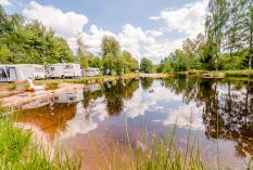 Camping direkt am See