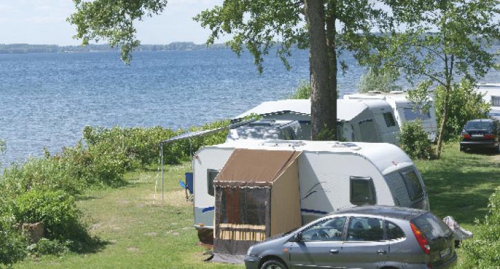 Stellplätze am See