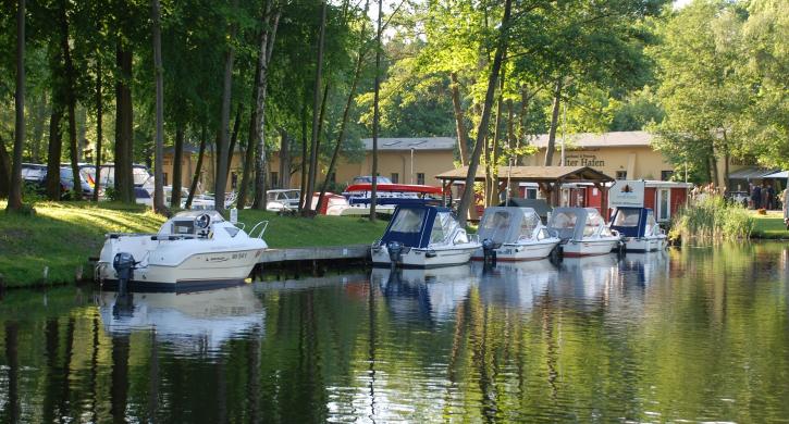 Motorboote Marina Alter Hafen