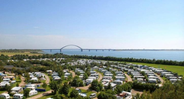 Camping Strukkamphuk