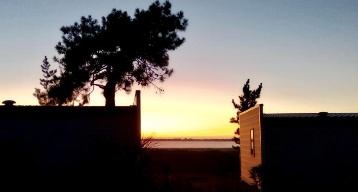 Sonnenuntergang gegenüber dem Campingplatz